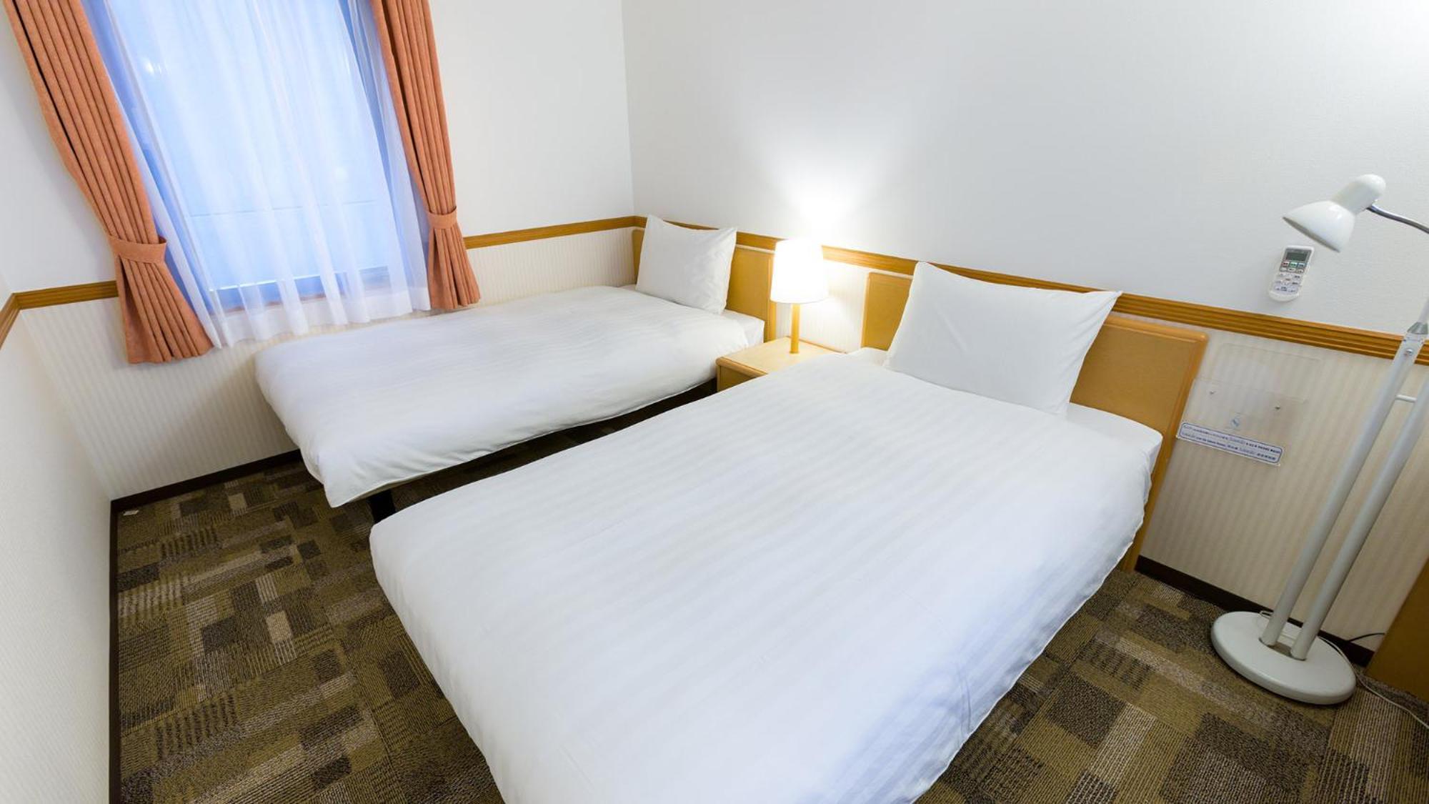 Toyoko Inn Chiba Ekimae Room photo